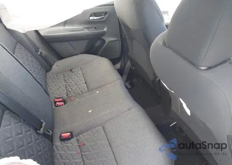 2025 Nissan Kicks Sv Intelligent Awd z USA, uszkodzony, nr VIN 3N8AP6CB2SL322407